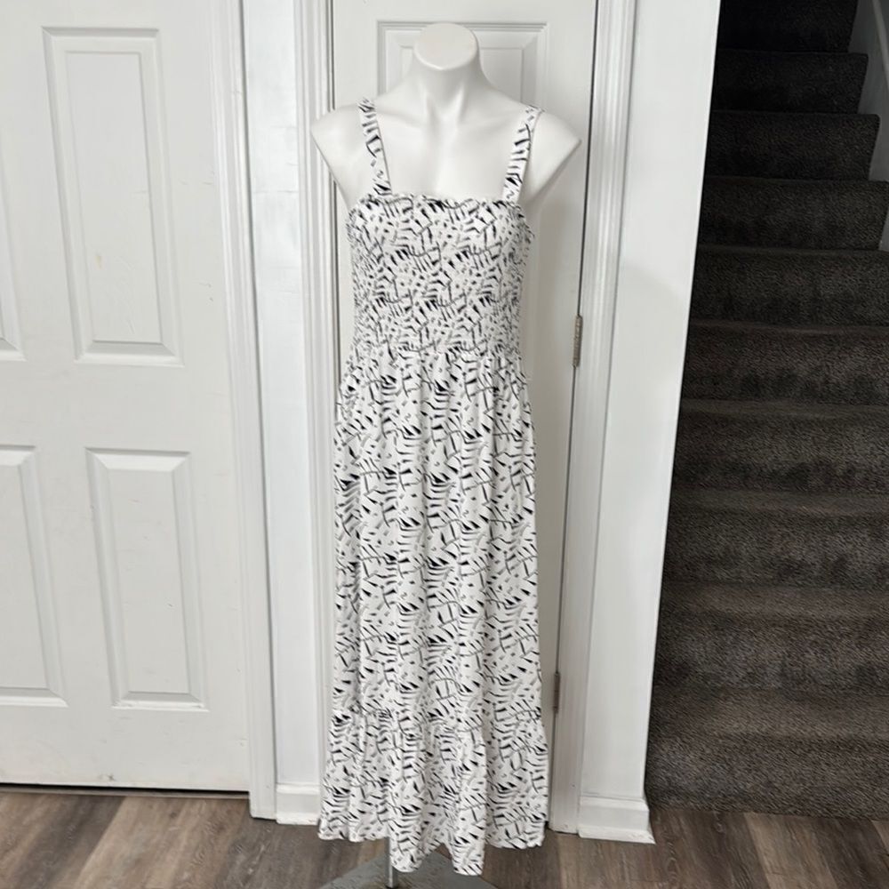 Ophelia Roe White and Black Patterned Women's Dress size L
